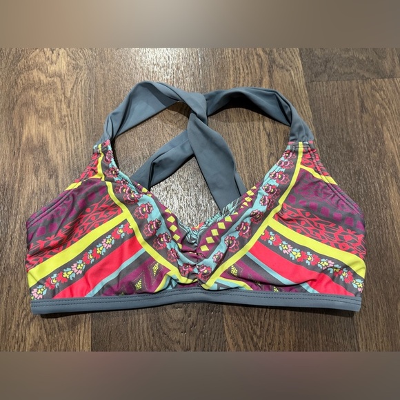 Title Nine Gray Pink Floral Geometric Bikini Top Twist Racerback Size Small - Picture 2 of 8